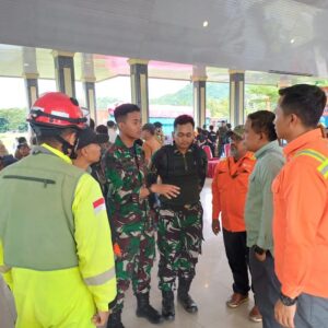 PT Vale Turunkan Tim Respon Darurat untuk Evakuasi Korban Bencana Luwu. (Dok. PT Vale).