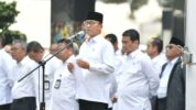 Menteri Desa dan Pembangunan Daerah Tertinggal (Mendes PDT) Yandri Susanto Saat Memimpin Apel Perdana di Lingkungan Kemendes PDT