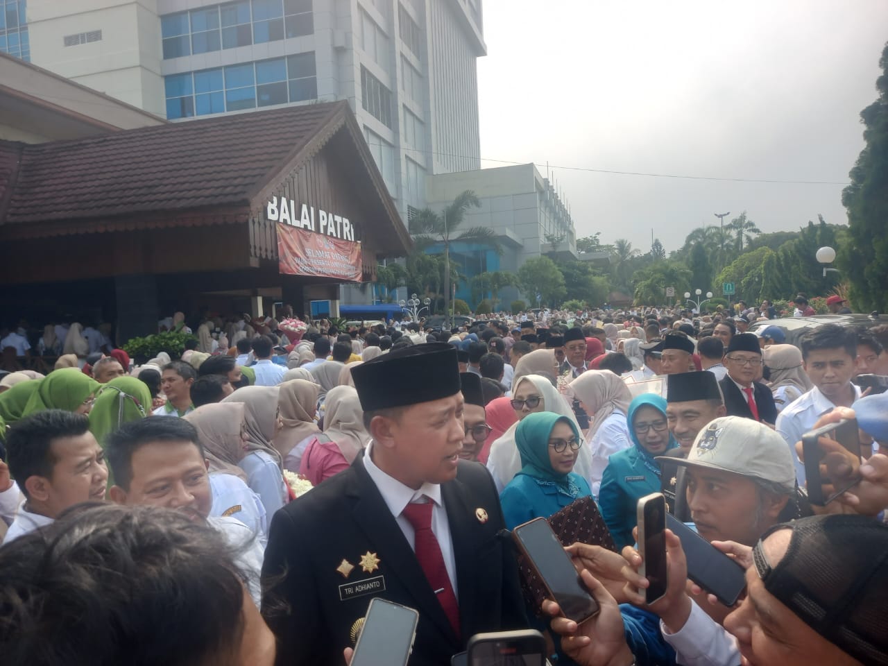 Rakyat News Tri Adhianto